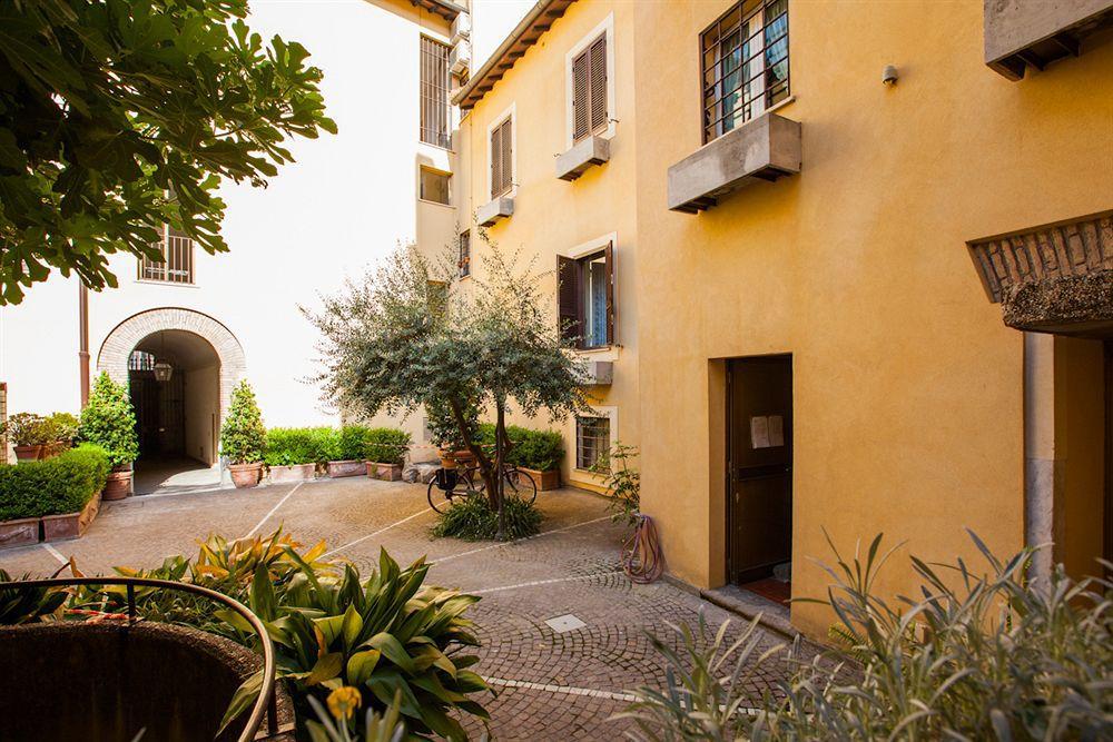 Town House Fontana Di Trevi Bed and Breakfast Roma Exterior foto